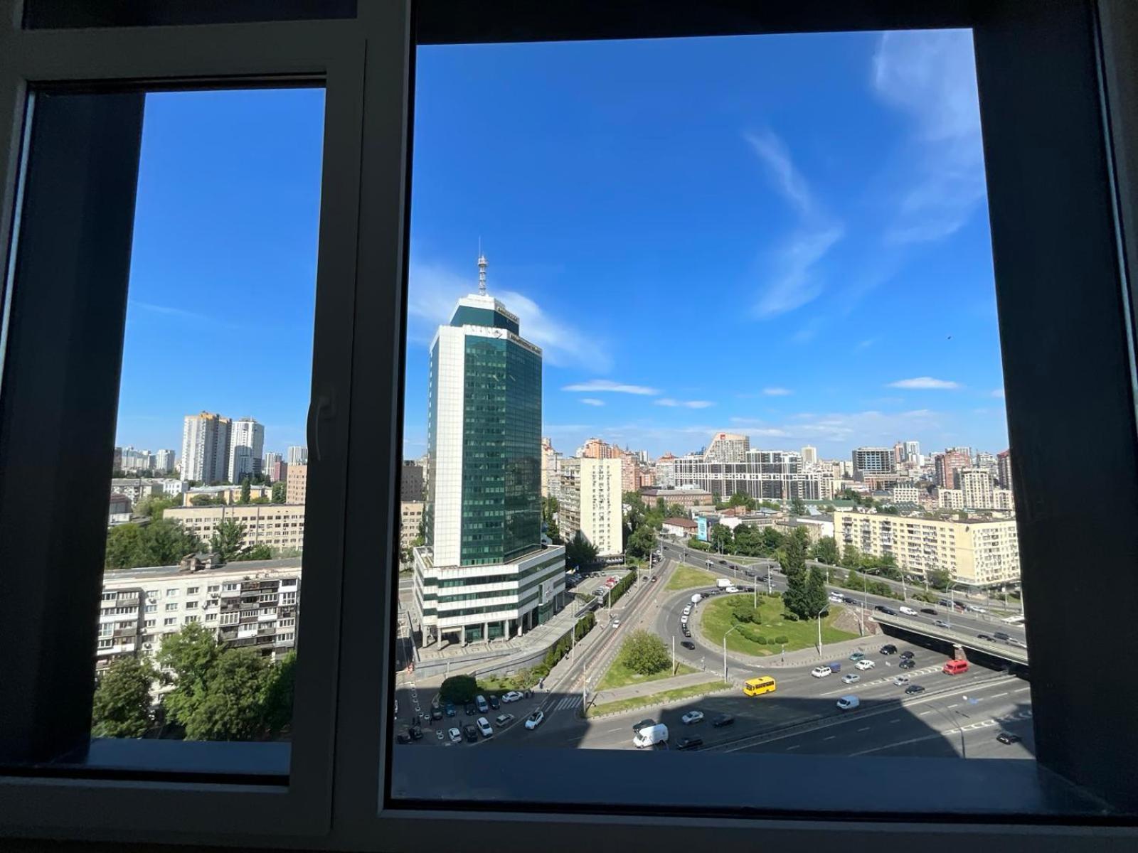 Жк"Манхэттен"На Берестейском Проспекте 基輔 外观 照片